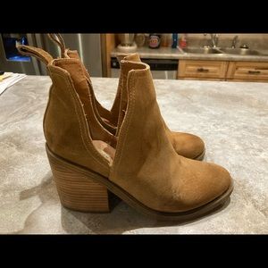 Steve Madden Bootie